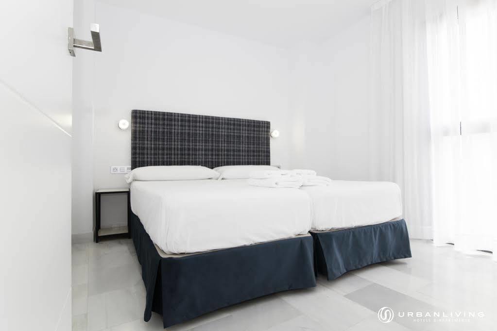 Urbanliving Gran Capitan Apartment Granada Exterior photo